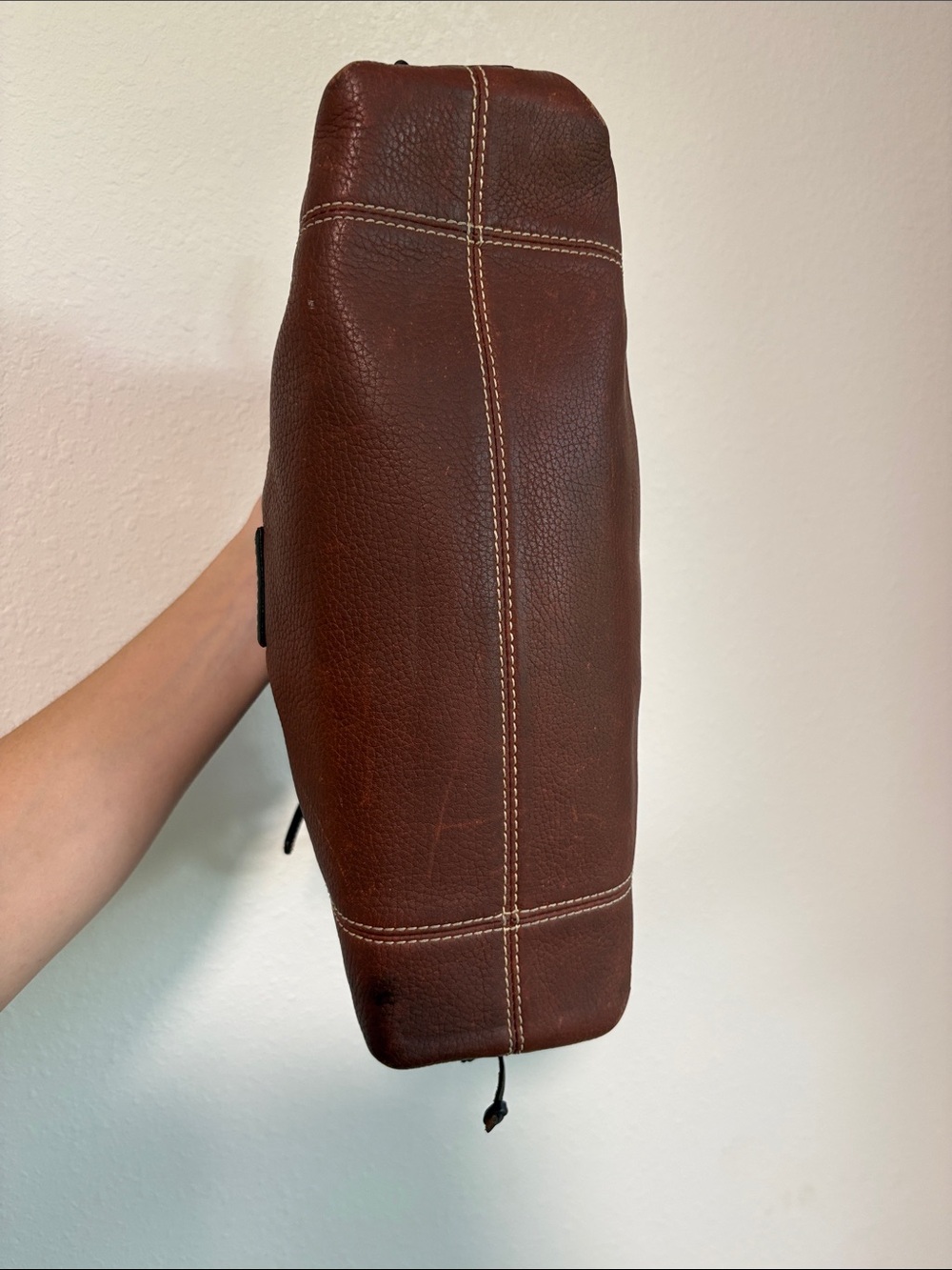 Dooney & Bourke Chestnut Brown East West Pebbled Leather Hobo Shoulder Bag - Picture 4 of 7